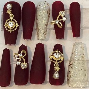 Burgundy press on nails